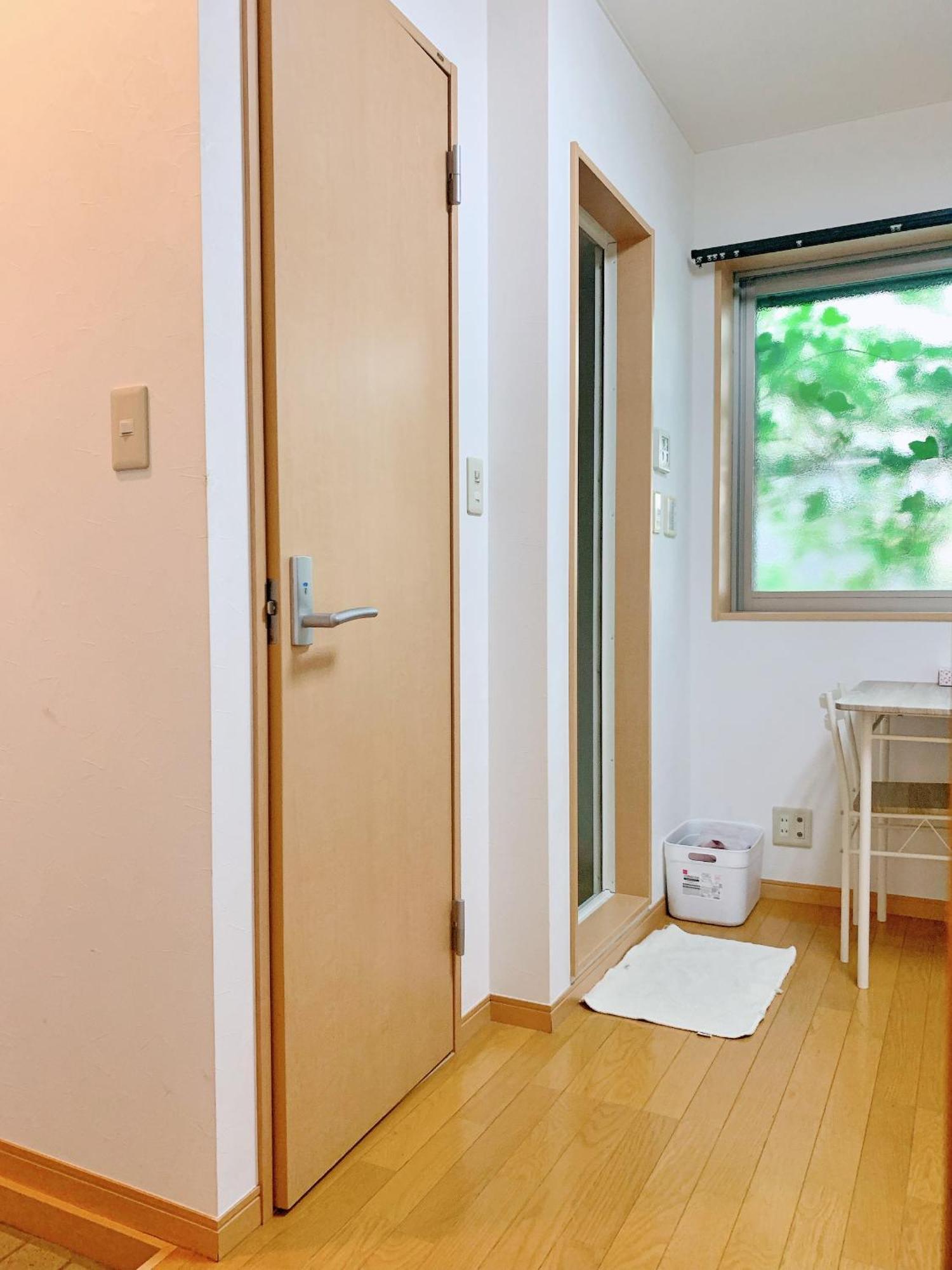 Takadababa 4 Mins Walk/新宿圈! 高速无限制网路/车站步行4分钟新装修公寓102 Apartment